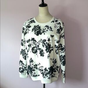 Karen Scott Black and White Floral Sweatshirt